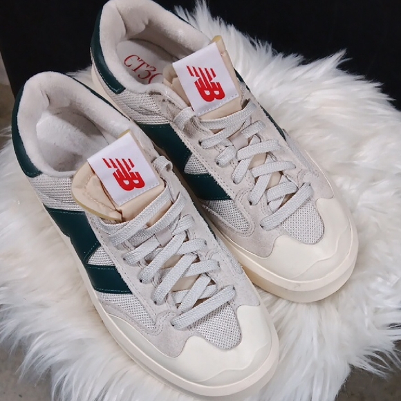 New Balance Men's Cream and Dark Green Sneakers - Picture 4 of 5